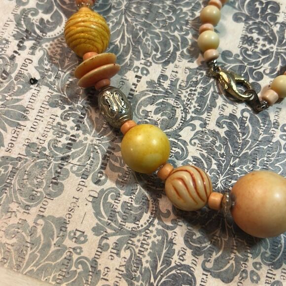 Handcrafted Beaded Necklace in Earth Tones - Picture 2 of 3